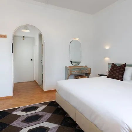 Selina Paros Hotel Pounda
