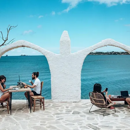 Holiday Sun Hotel 4*