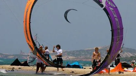 فندق Selina Paros 4*