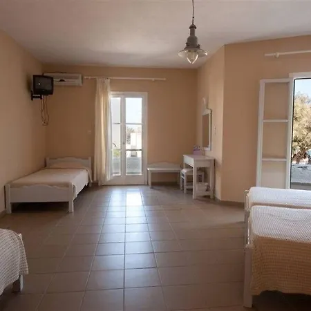 Hotel Selina Paros Pounda